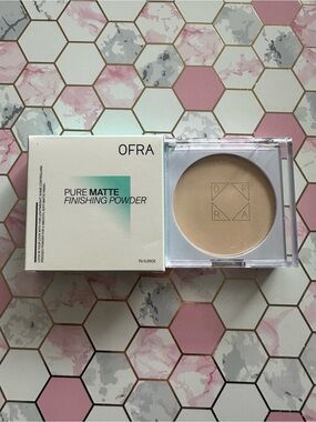 OFRA COSMETICS Pure Matte Finishing Powder